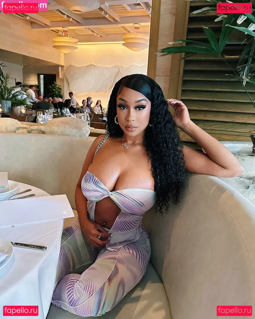 viandradunn Onlyfans Photo Gallery 