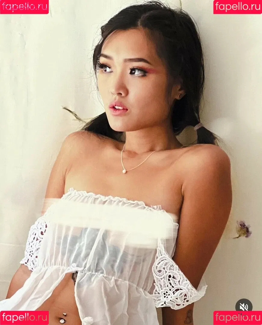 Casshole Yee Onlyfans Photo Gallery 