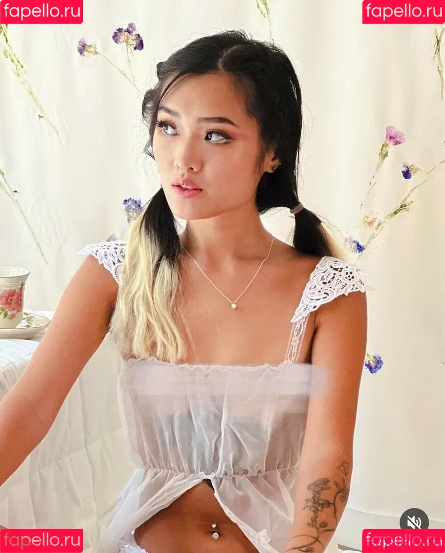 Casshole Yee Onlyfans Photo Gallery 