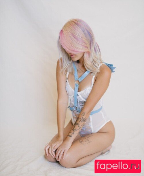 Casshole Yee Nude Onlyfans Photo 7