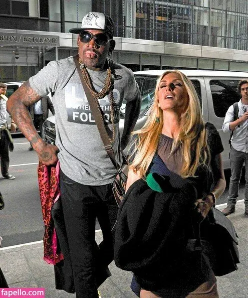 Brande Roderick Onlyfans Photo Gallery 