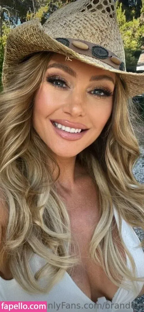 Brande Roderick Onlyfans Photo Gallery 