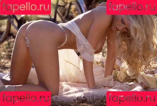 Brande Roderick Onlyfans Photo Gallery 