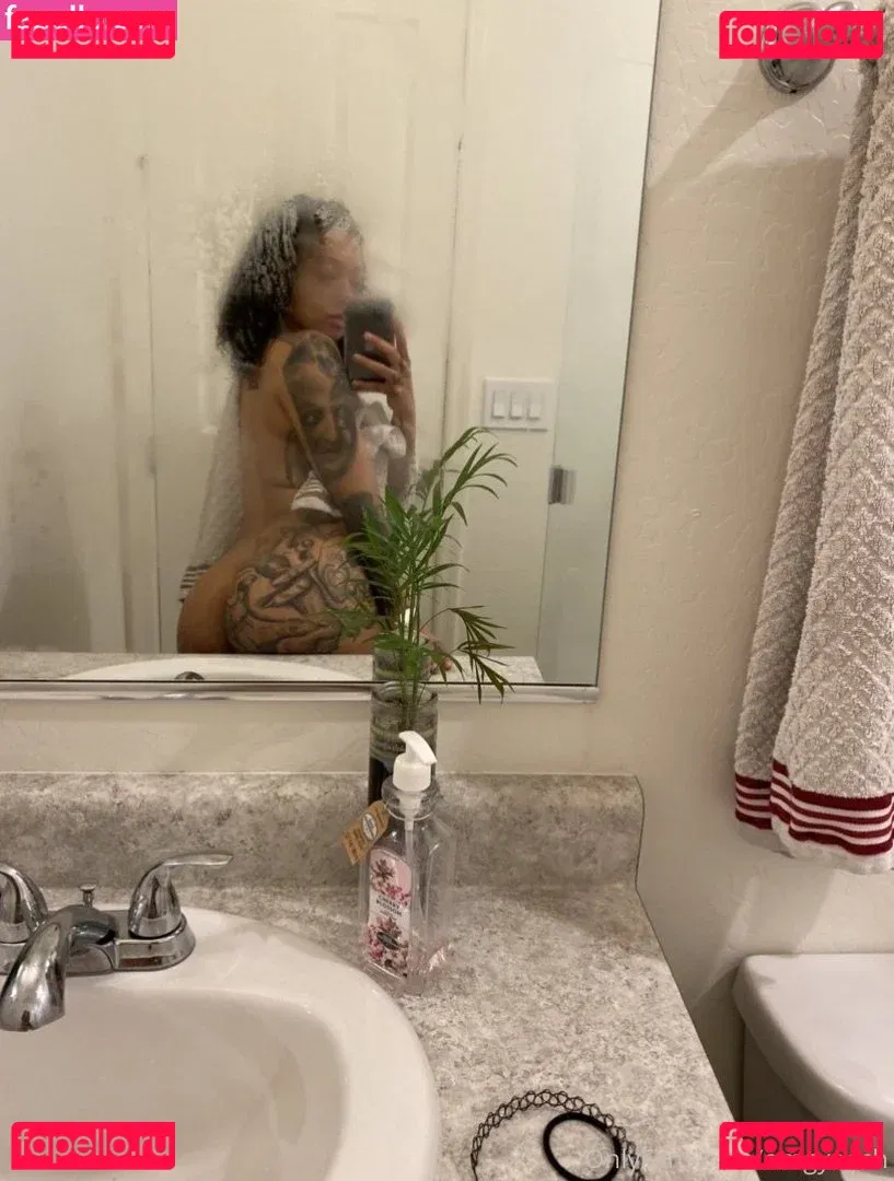 Omgyoash Onlyfans Photo Gallery 