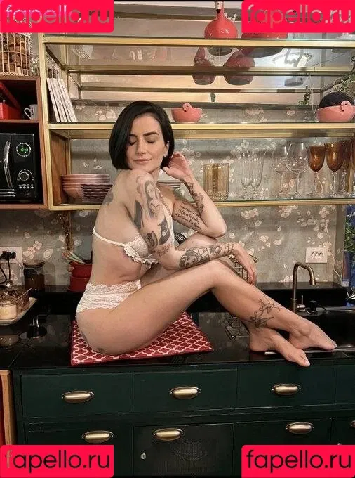 Gabi Benvenutti Onlyfans Photo Gallery 