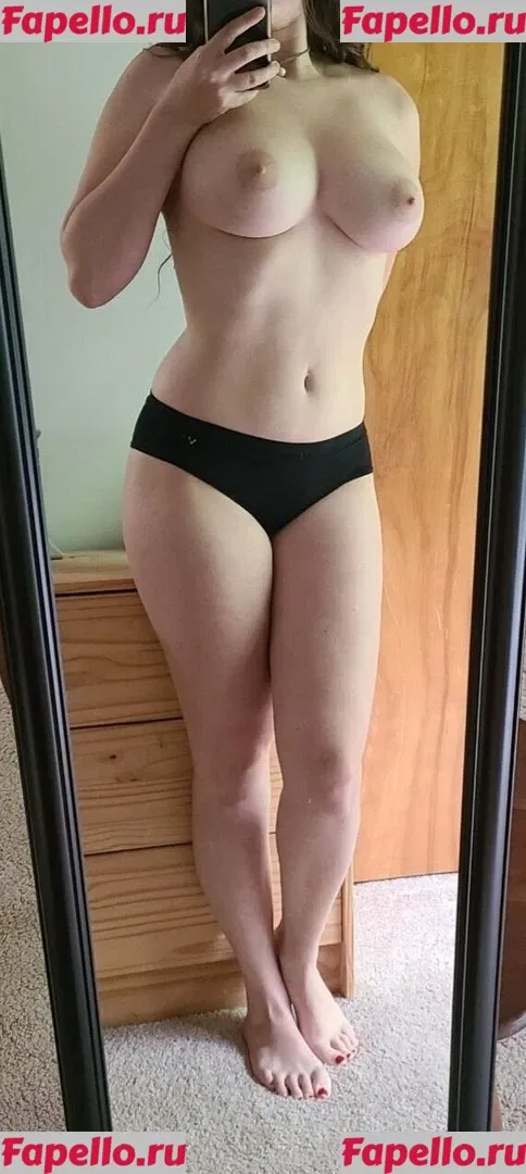 Your_Submissive_Doll Onlyfans Photo Gallery 