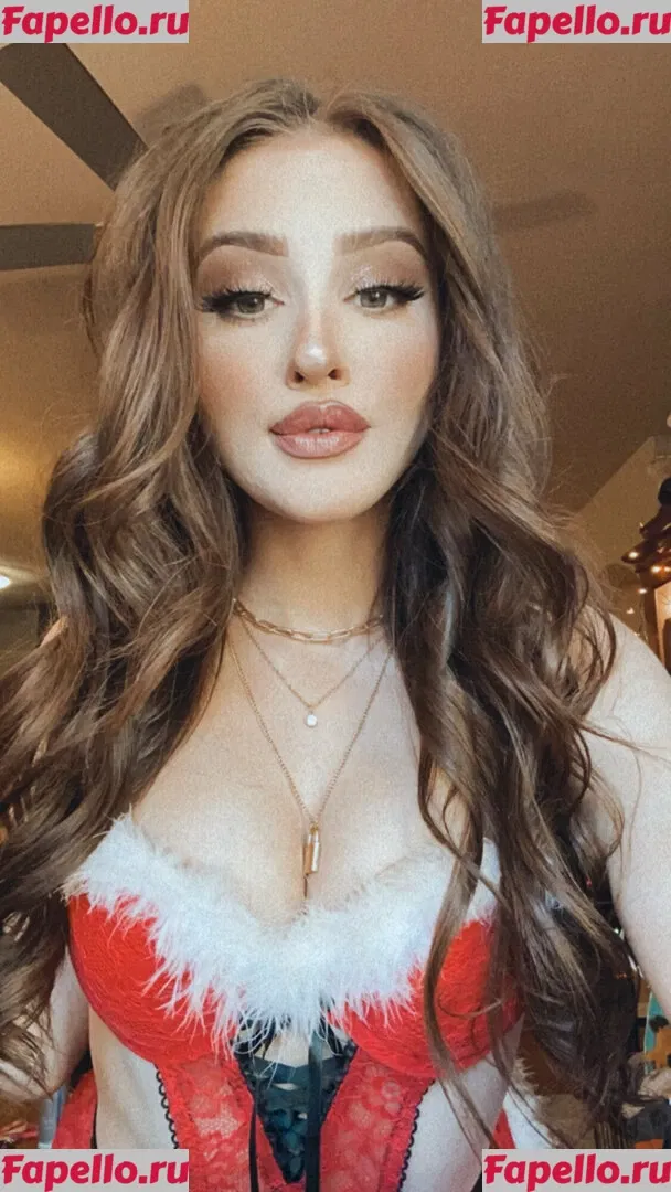 Aubree Valentine Onlyfans Photo Gallery 