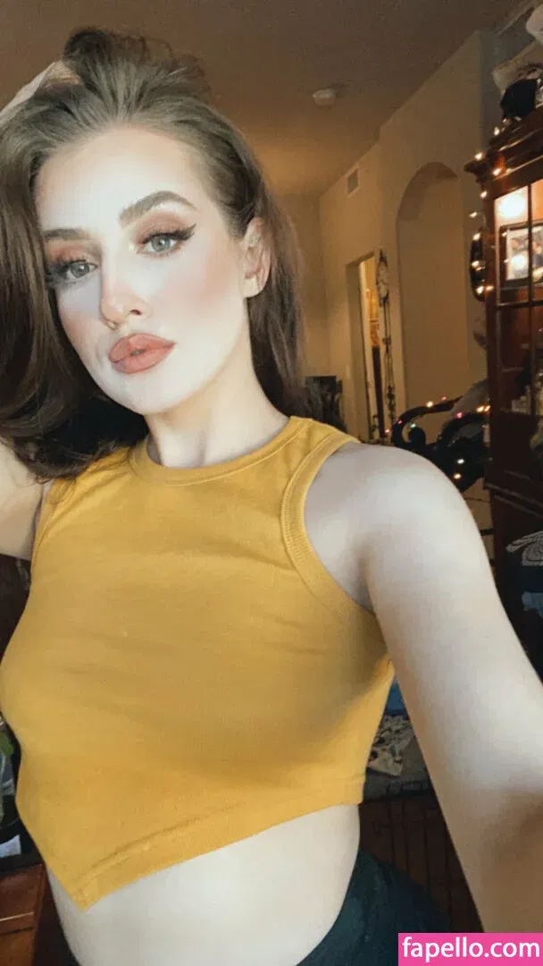 Aubree Valentine Onlyfans Photo Gallery 