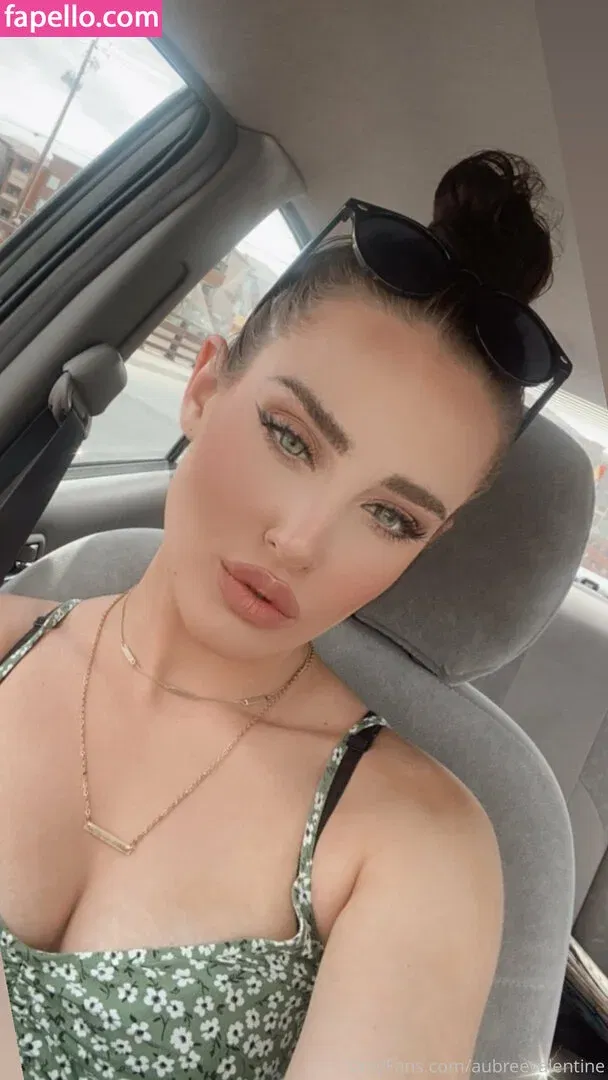 Aubree Valentine Onlyfans Photo Gallery 