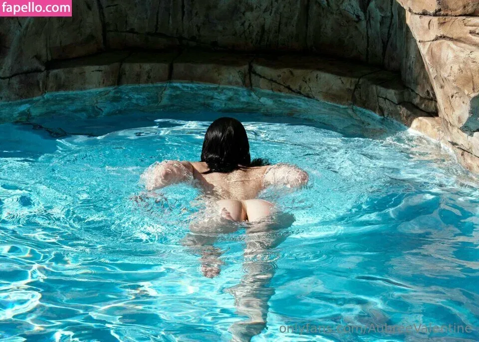 Aubree Valentine Onlyfans Photo Gallery 