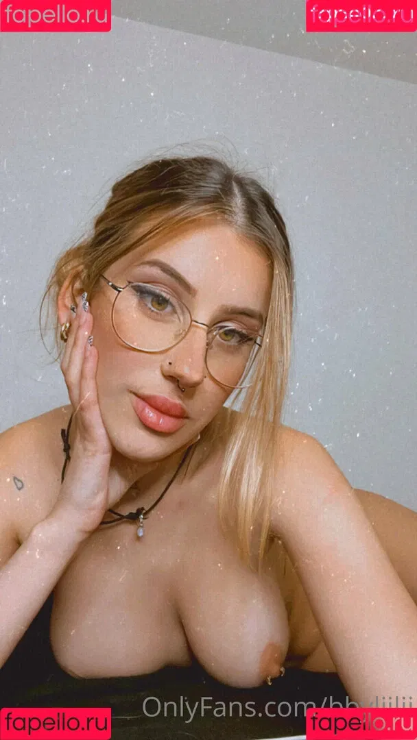 bbyliilii Onlyfans Photo Gallery 