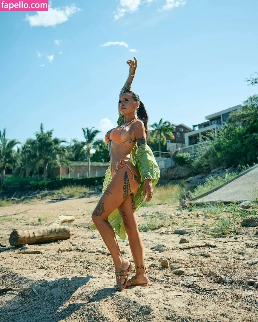 Florencia Pena Onlyfans Photo Gallery 