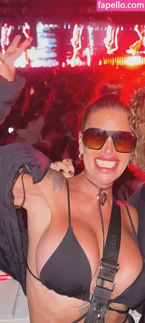 Florencia Pena Onlyfans Photo Gallery 