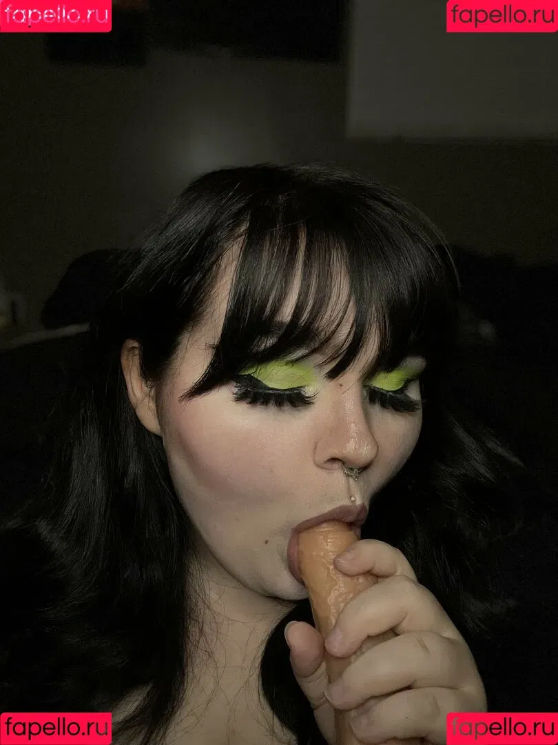 brattyfern Onlyfans Photo Gallery 