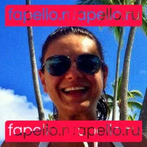 Mila Kunis Onlyfans Photo Gallery 