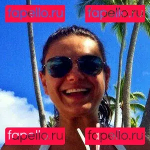 Mila Kunis Onlyfans Photo Gallery 