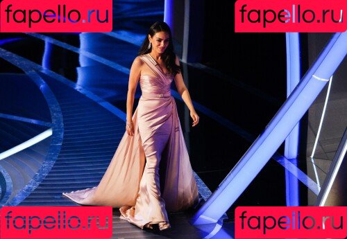 Mila Kunis Onlyfans Photo Gallery 