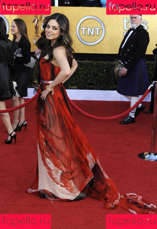 Mila Kunis Onlyfans Photo Gallery 