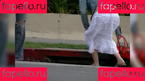 Mila Kunis Onlyfans Photo Gallery 