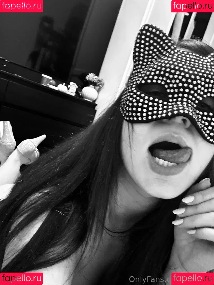arteich Onlyfans Photo Gallery 