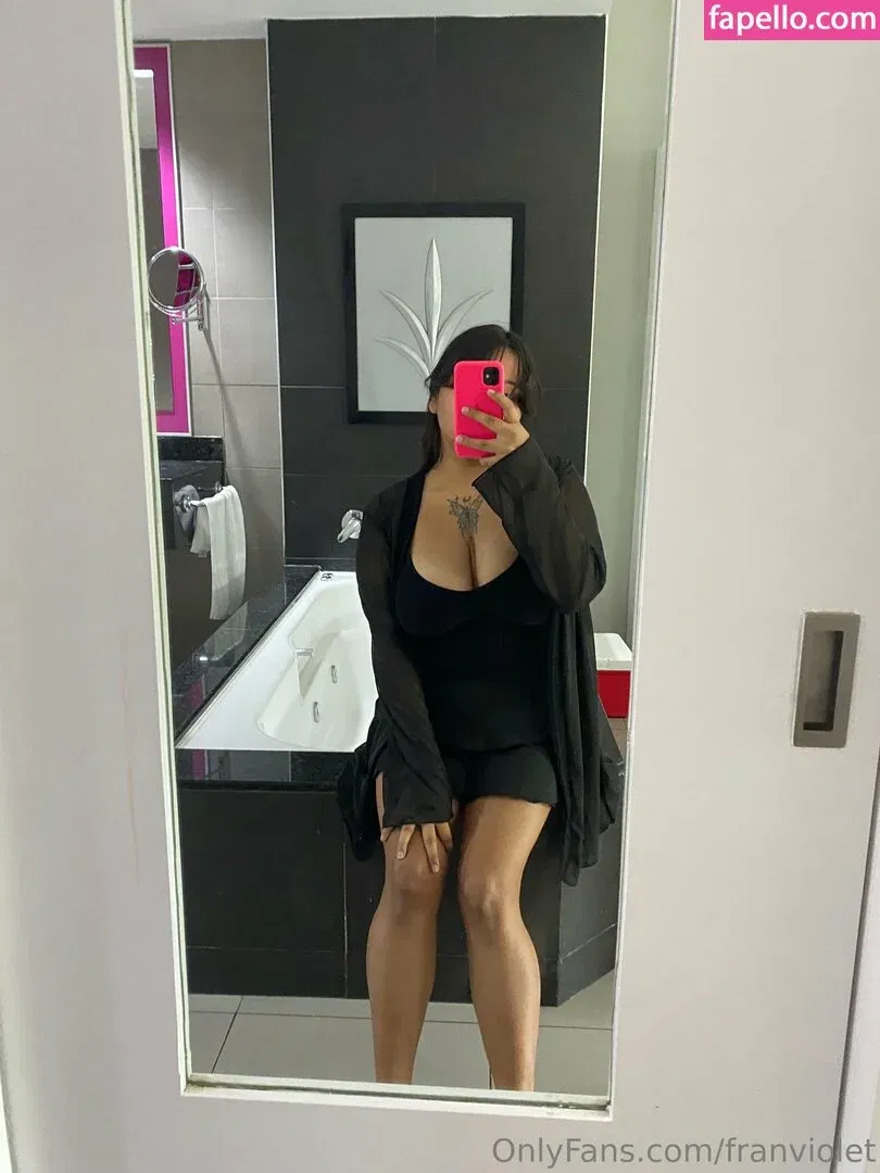 franviolet Onlyfans Photo Gallery 