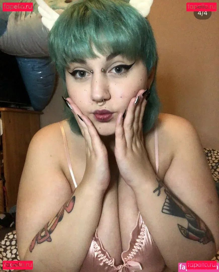 theamichan Onlyfans Photo Gallery 