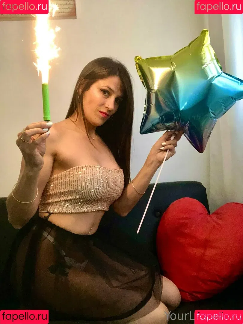 estrellahot26 Onlyfans Photo Gallery 