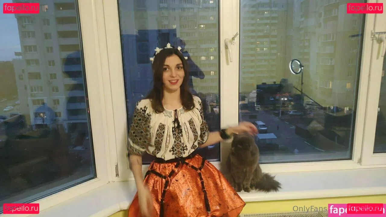 roxquinn Onlyfans Photo Gallery 