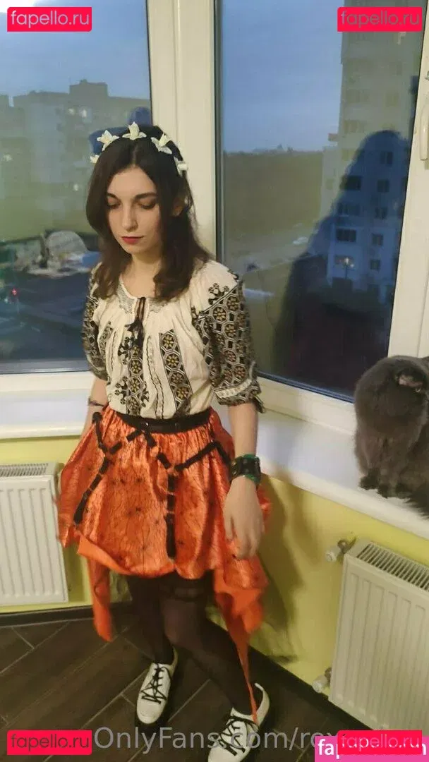 roxquinn Onlyfans Photo Gallery 