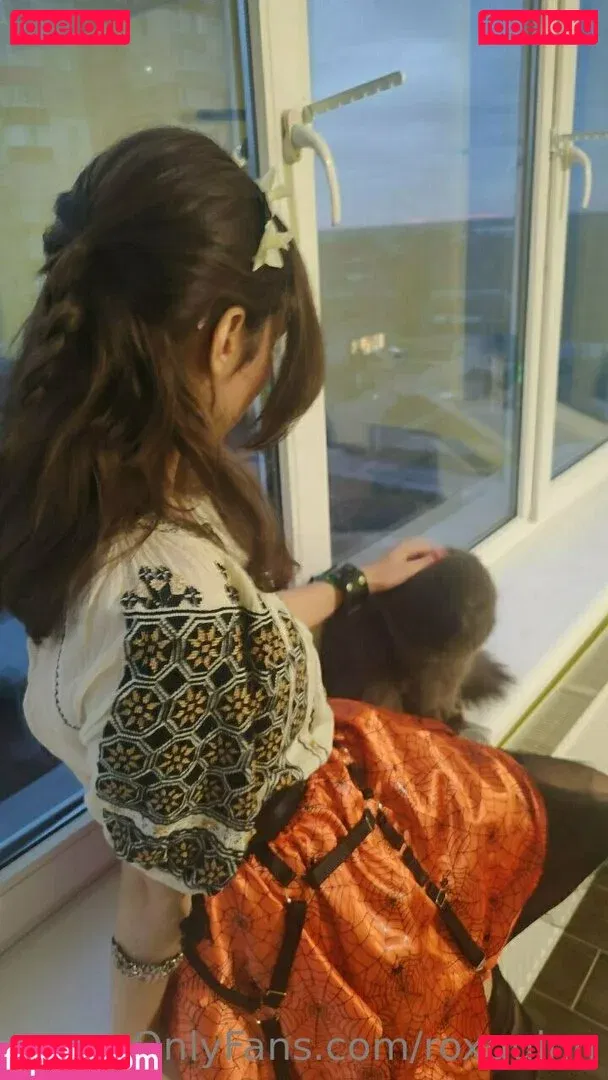 roxquinn Onlyfans Photo Gallery 