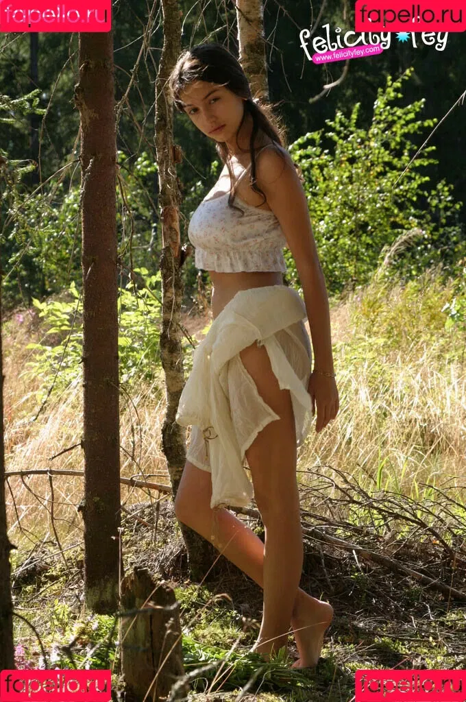 Felicity Fey Onlyfans Photo Gallery 