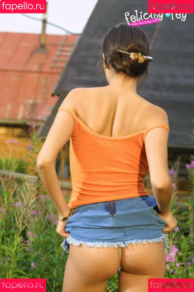 Felicity Fey Onlyfans Photo Gallery 