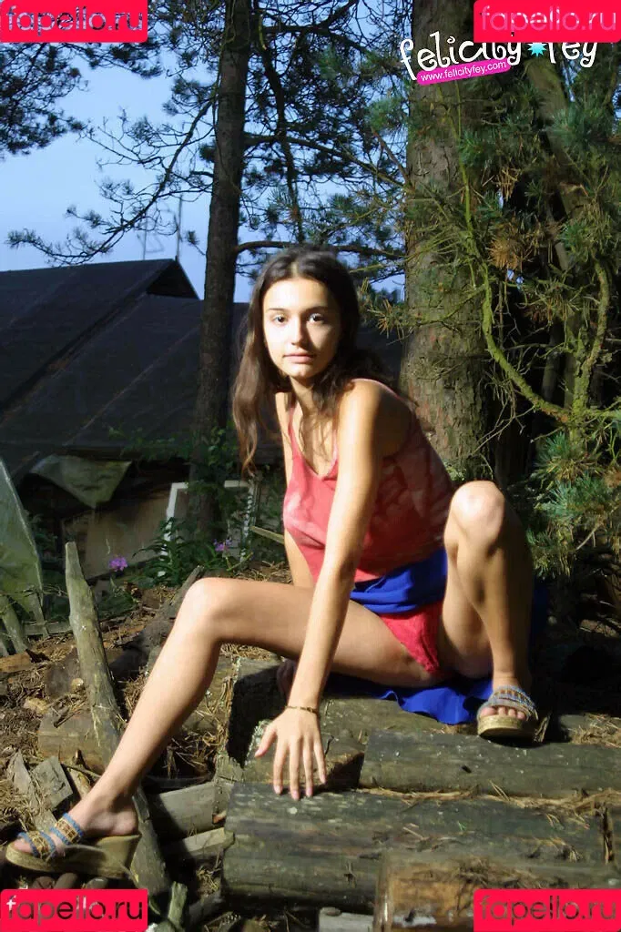 Felicity Fey Onlyfans Photo Gallery 
