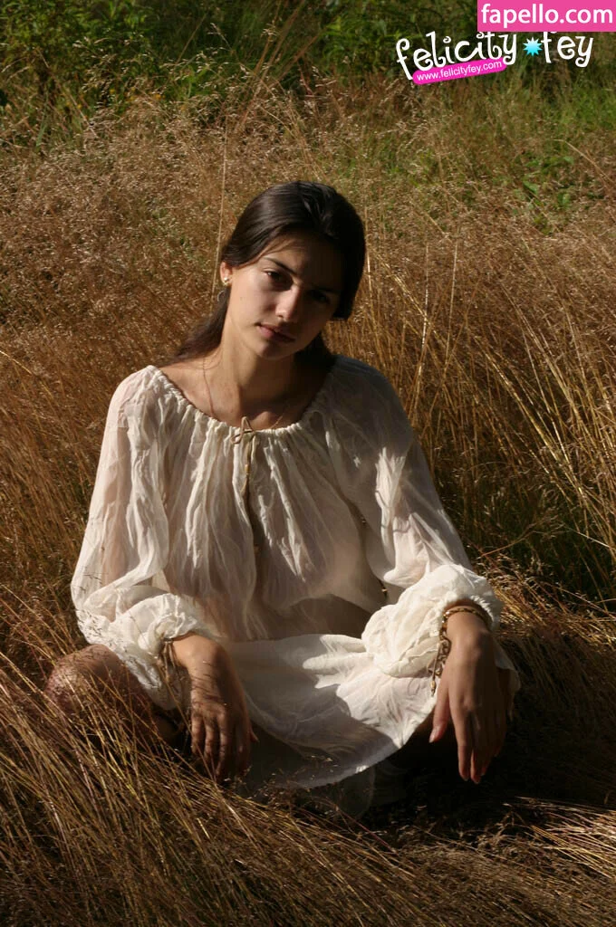 Felicity Fey Onlyfans Photo Gallery 