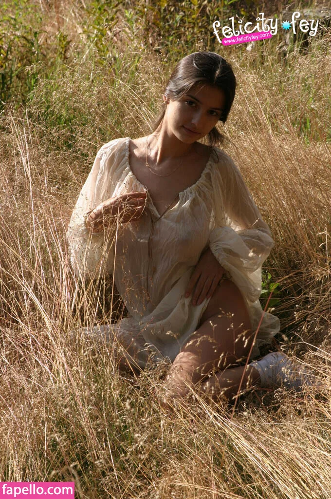 Felicity Fey Onlyfans Photo Gallery 