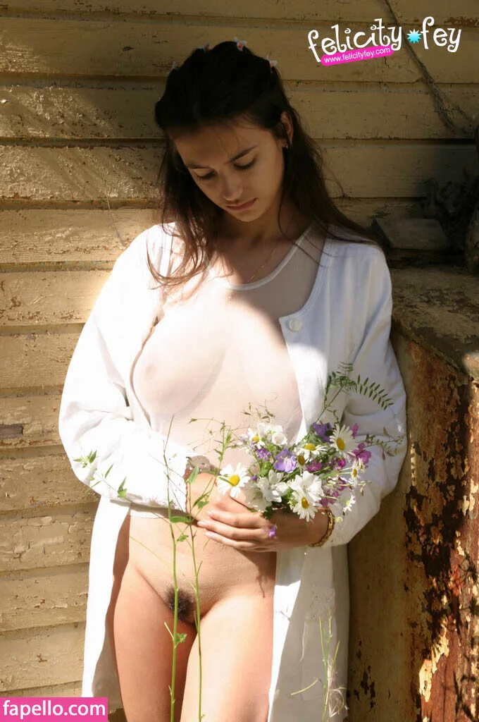 Felicity Fey Onlyfans Photo Gallery 