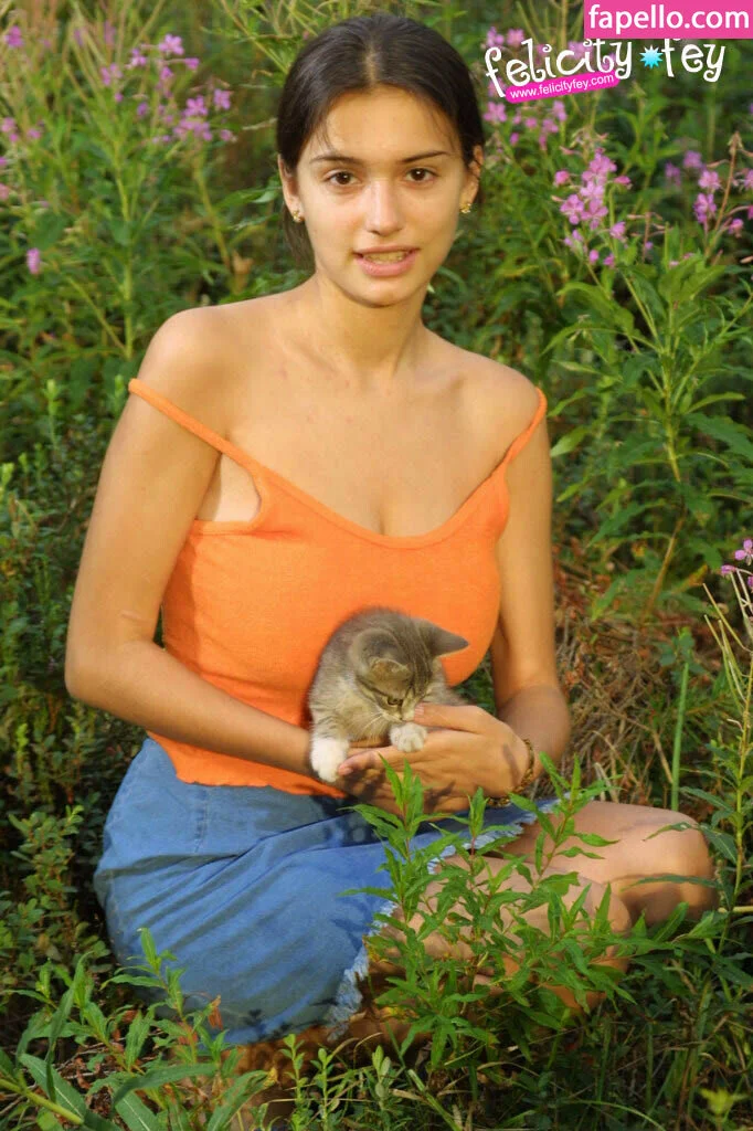 Felicity Fey Onlyfans Photo Gallery 