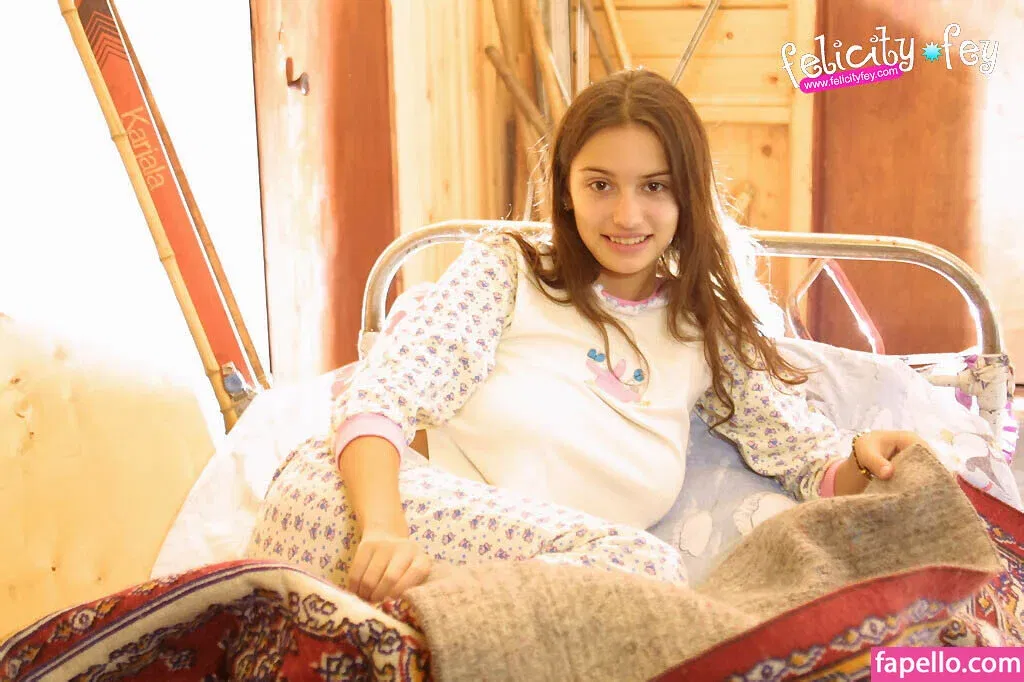 Felicity Fey Onlyfans Photo Gallery 