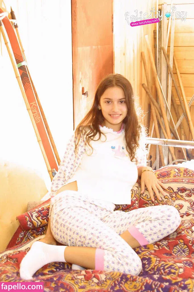 Felicity Fey Onlyfans Photo Gallery 