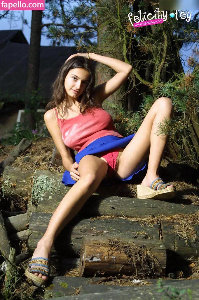 Felicity Fey Onlyfans Photo Gallery 