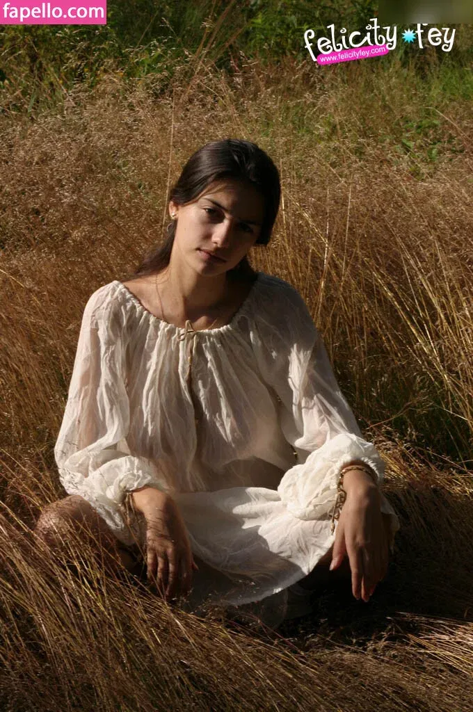 Felicity Fey Onlyfans Photo Gallery 