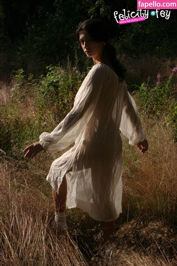 Felicity Fey Onlyfans Photo Gallery 