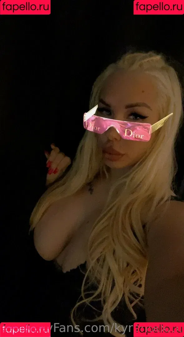 Kyra Hot Onlyfans Photo Gallery 