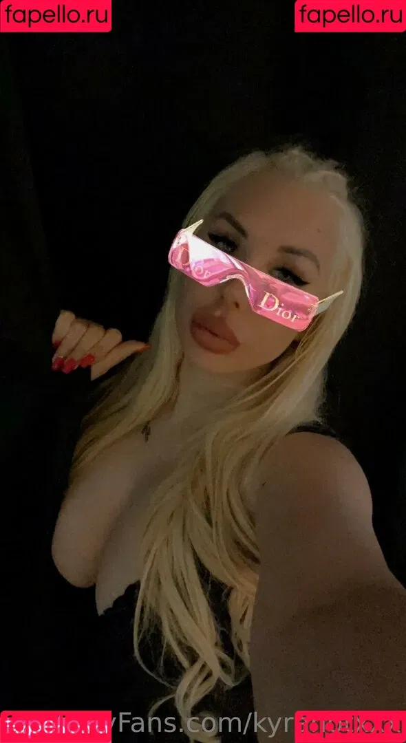 Kyra Hot Onlyfans Photo Gallery 