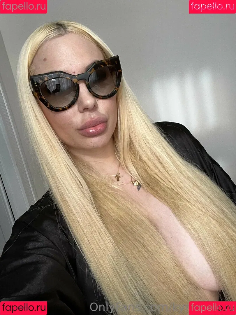 Kyra Hot Onlyfans Photo Gallery 