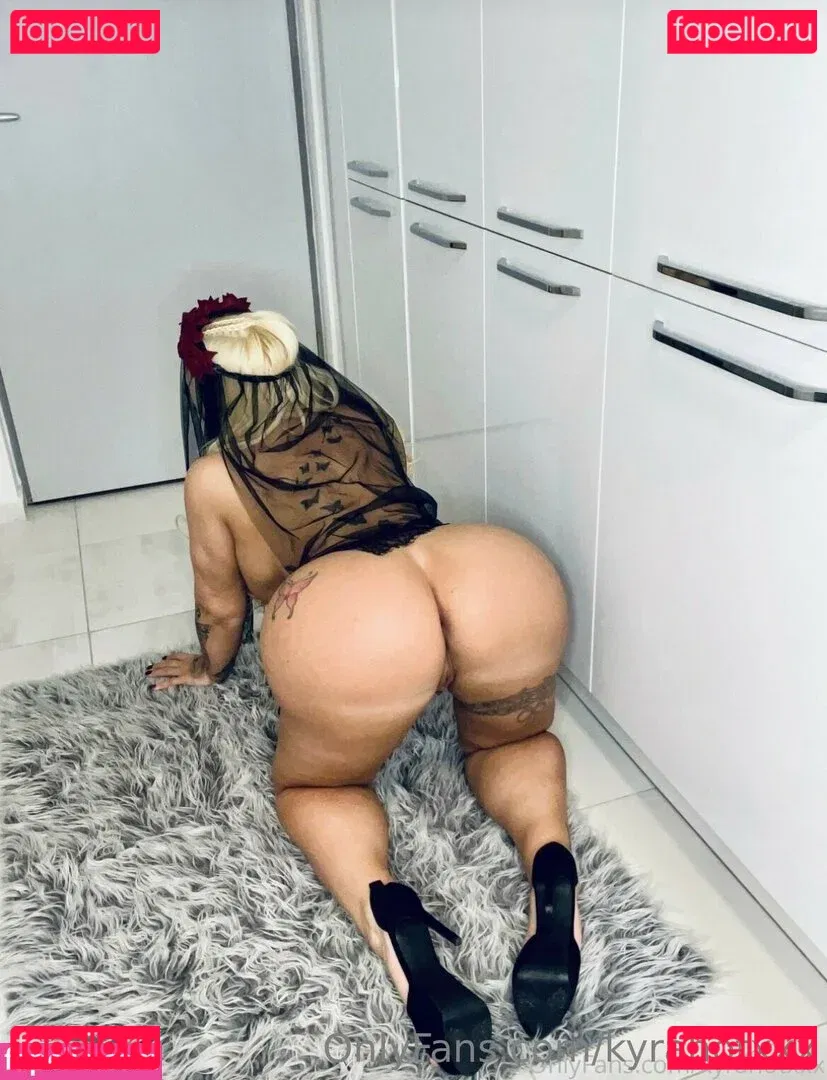 Kyra Hot Onlyfans Photo Gallery 