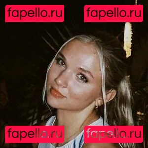 Julia Hart Onlyfans Photo Gallery 