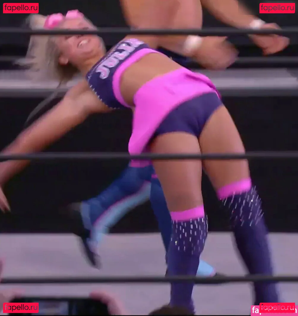 Julia Hart Onlyfans Photo Gallery 