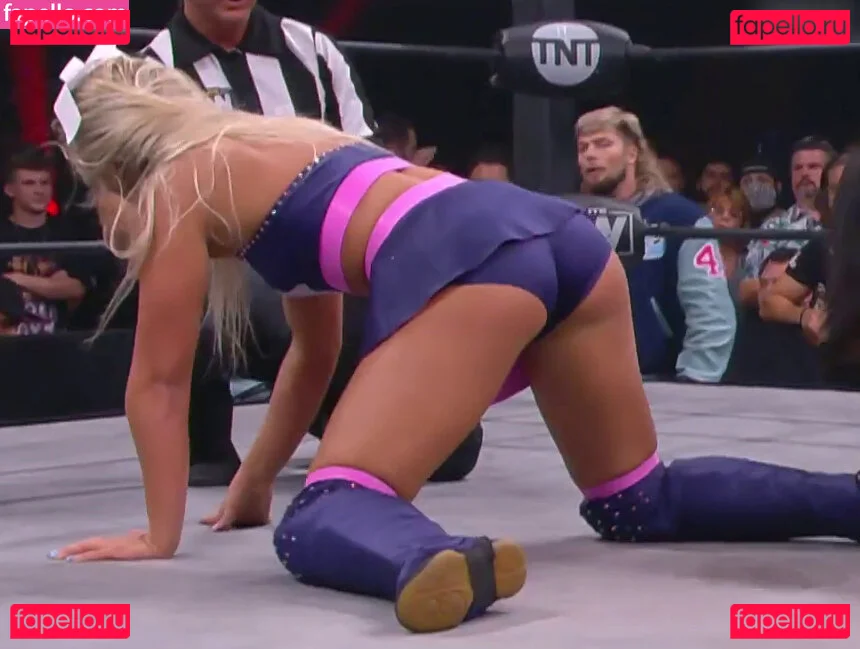 Julia Hart Onlyfans Photo Gallery 