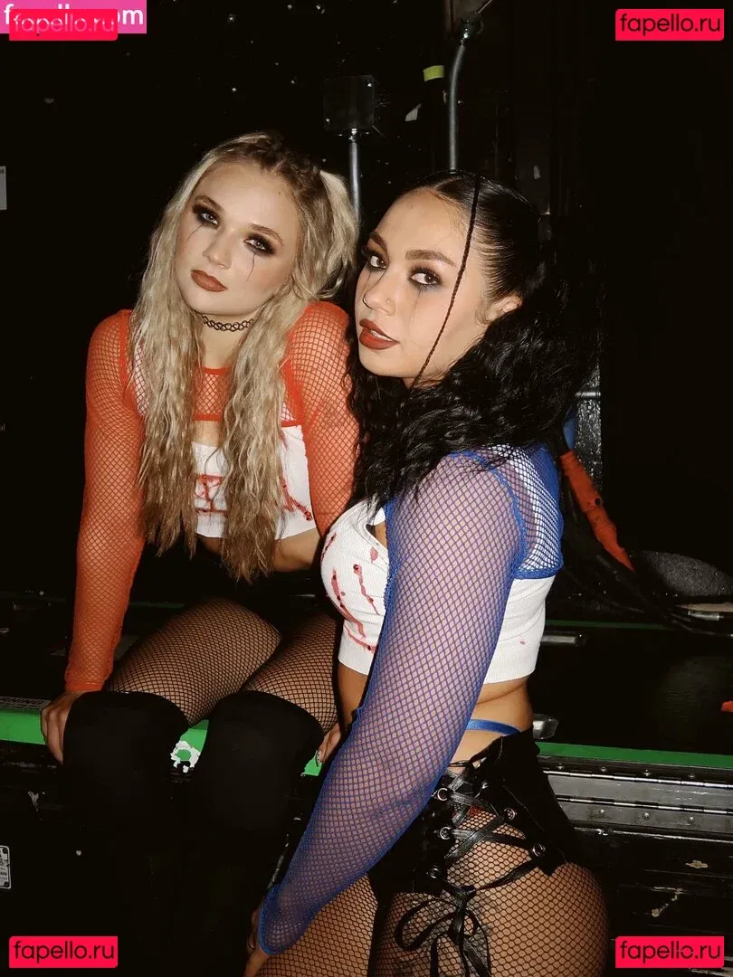 Julia Hart Onlyfans Photo Gallery 